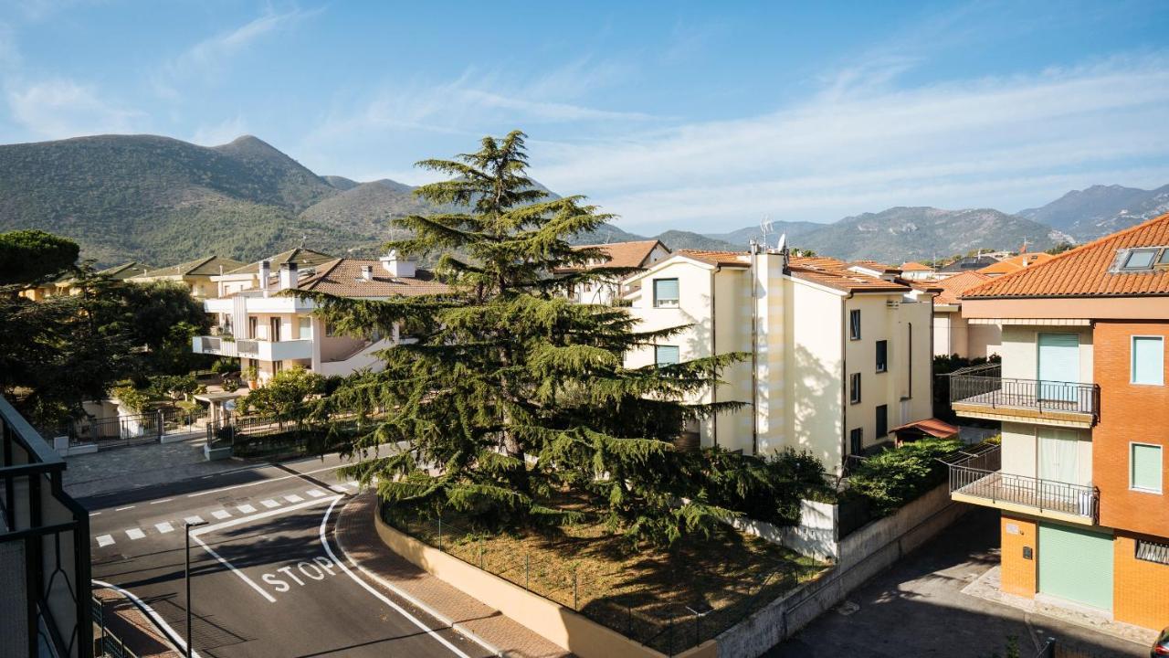 Maison Olga - Incantevole Nuovo Trilocale Vista Mare Con Parcheggio ボルゲット・サント・スピーリト エクステリア 写真