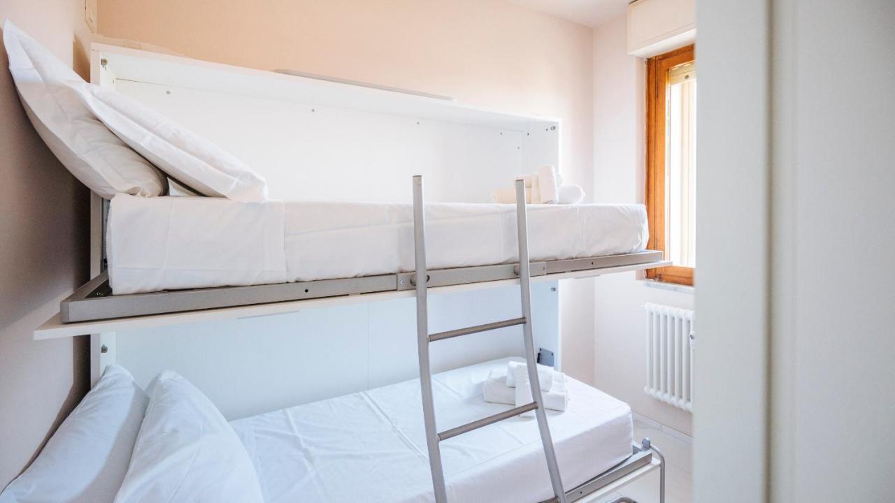 Maison Olga - Incantevole Nuovo Trilocale Vista Mare Con Parcheggio ボルゲット・サント・スピーリト エクステリア 写真